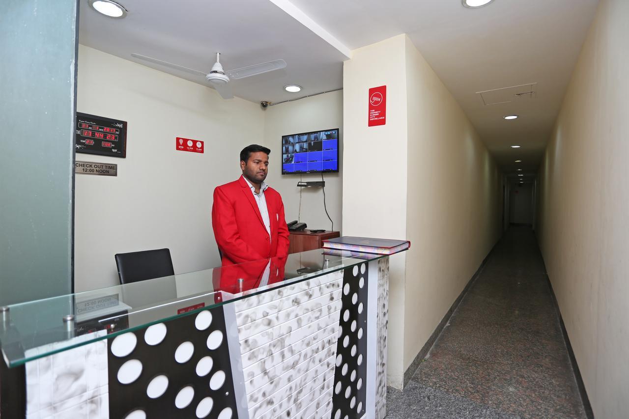 Oyo 714 Hotel De Plaza New Delhi Buitenkant foto
